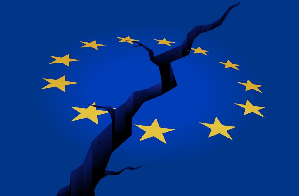 Cracked,European,Union,,Europe,Flag,With,Crack,,Uk,Brexit,Background,